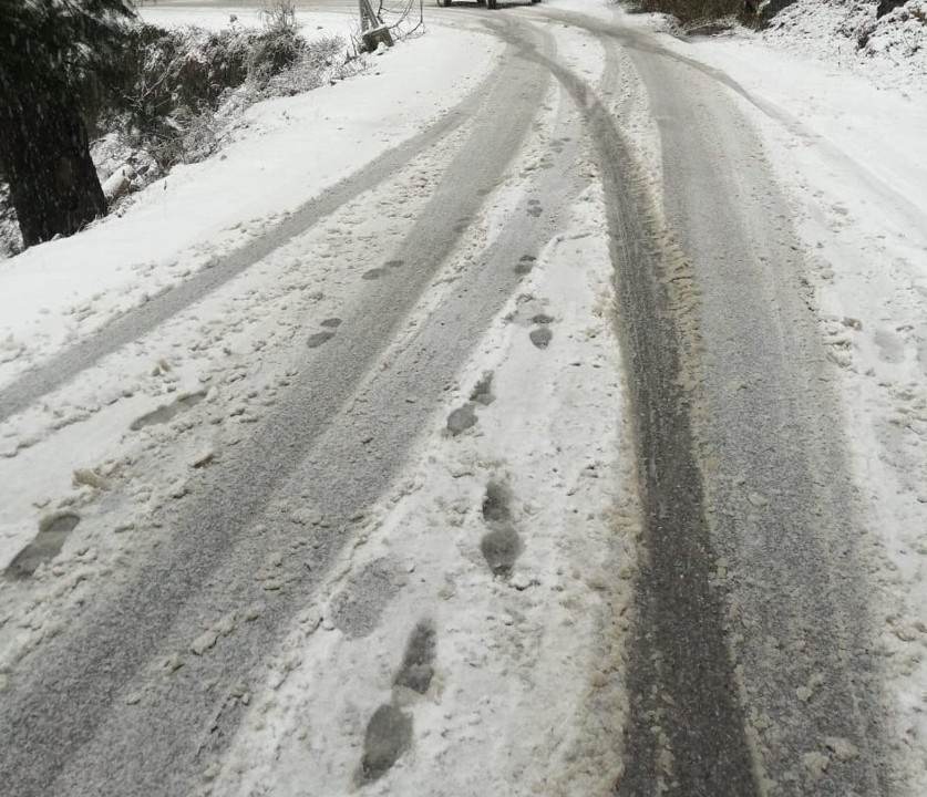 हिमाचल प्रदेश में भारी बारिश और बर्फबारी का अलर्ट