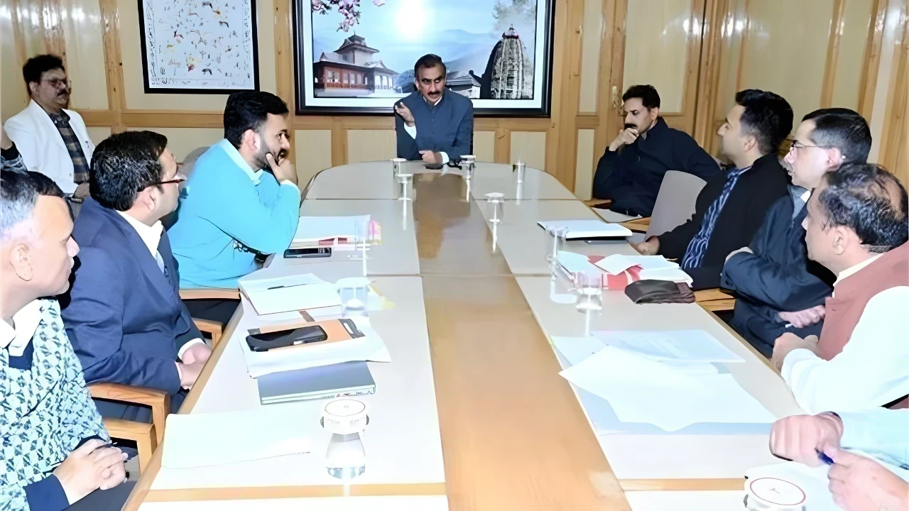 हिमाचल प्रदेश का संघर्ष और पुनर्निर्माण: मुख्यमंत्री सुखविंदर सिंह सुक्खू ने बाढ़ प्रभावित क्षेत्रों के लिए महत्वाकांक्षी राहत पैकेजों की घोषणा की