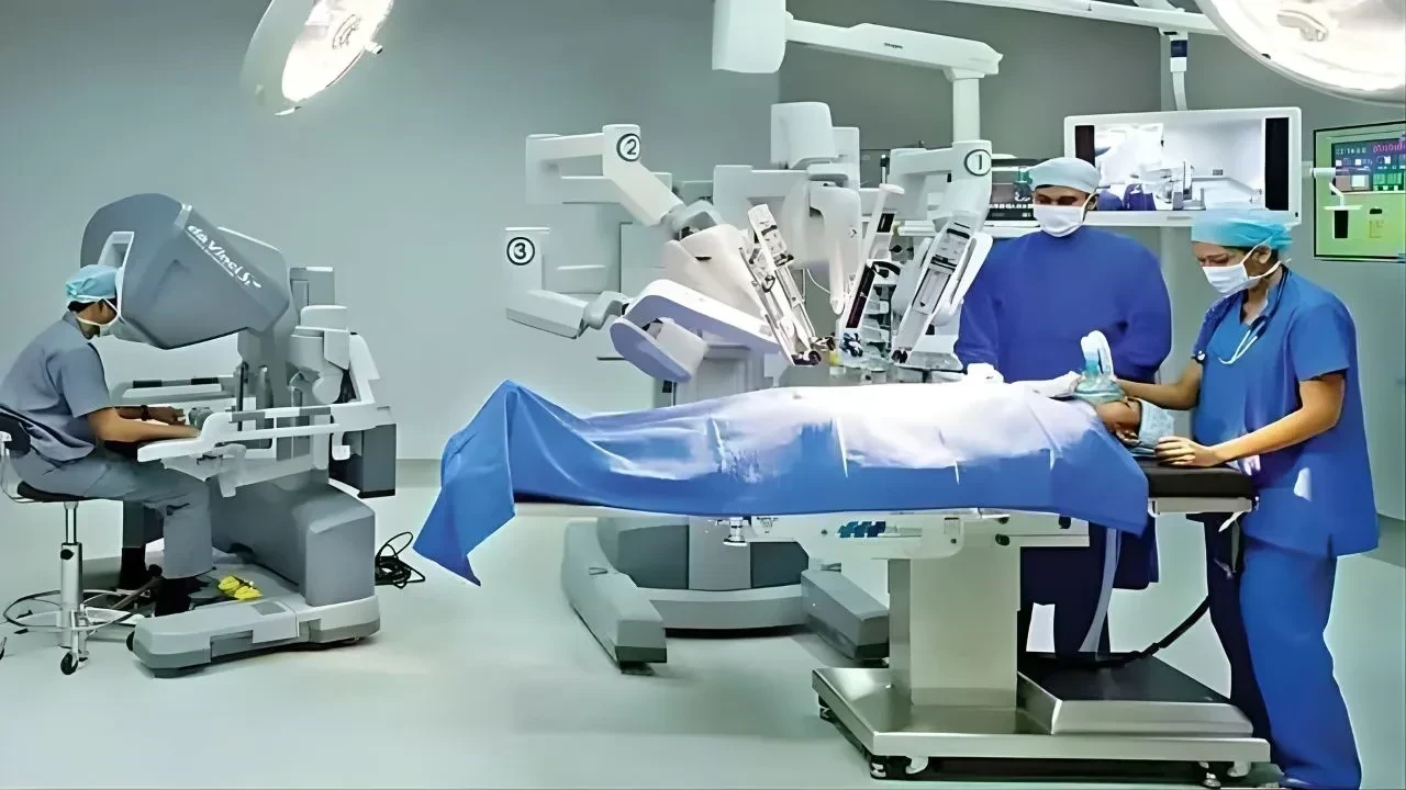नेरचौक मेडिकल कॉलेज में रोबोटिक सर्जरी: हिमाचल में स्वास्थ्य सेवाओं का नया युग