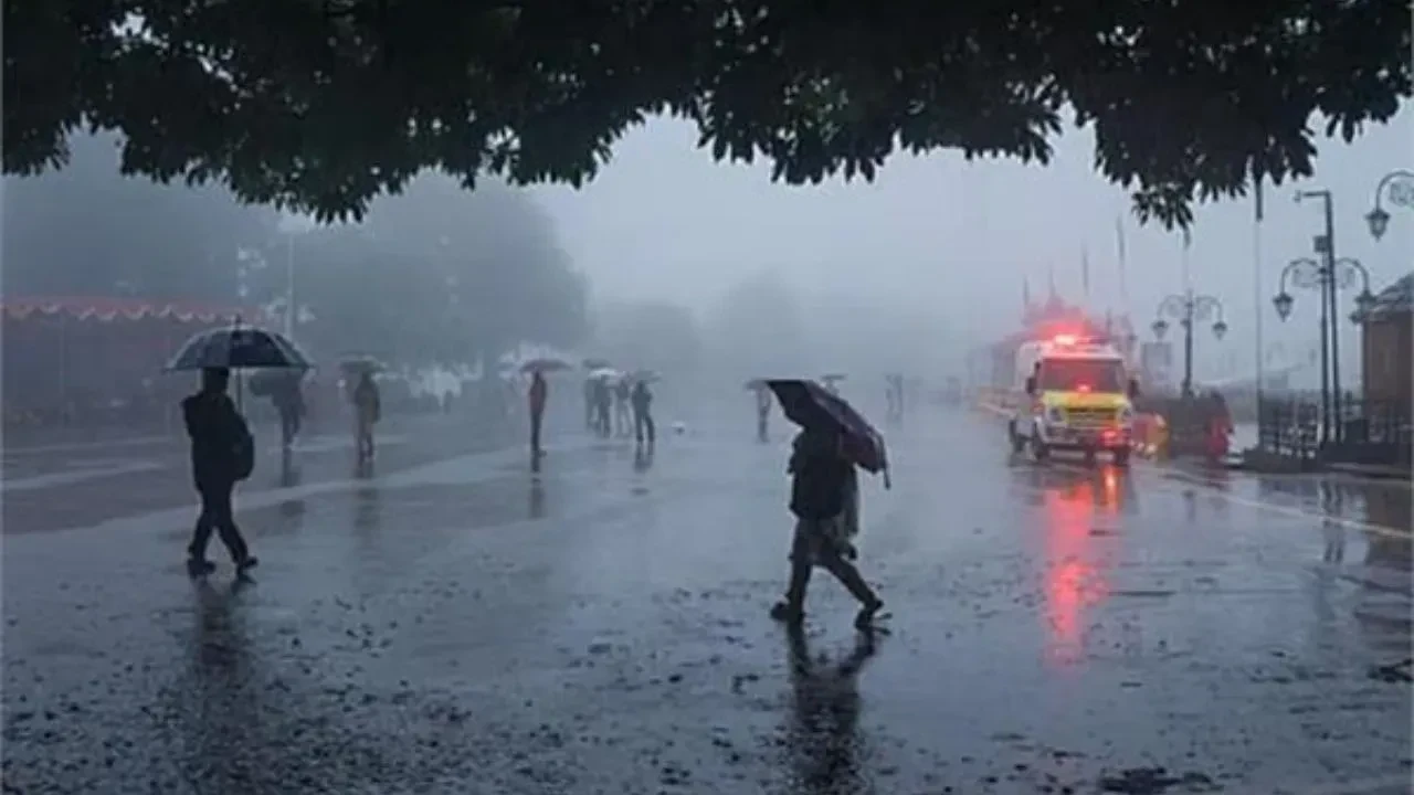 हिमाचल प्रदेश में मानसून की तैयारी: सुरक्षा, सावधानियाँ और आवश्यक उपाय