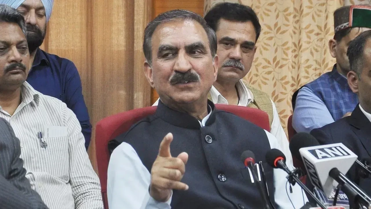 सीएम सुक्खू की दिवाली से पहले बड़ी घोषणाएं: पेंशन, राहत और जौ खरीद