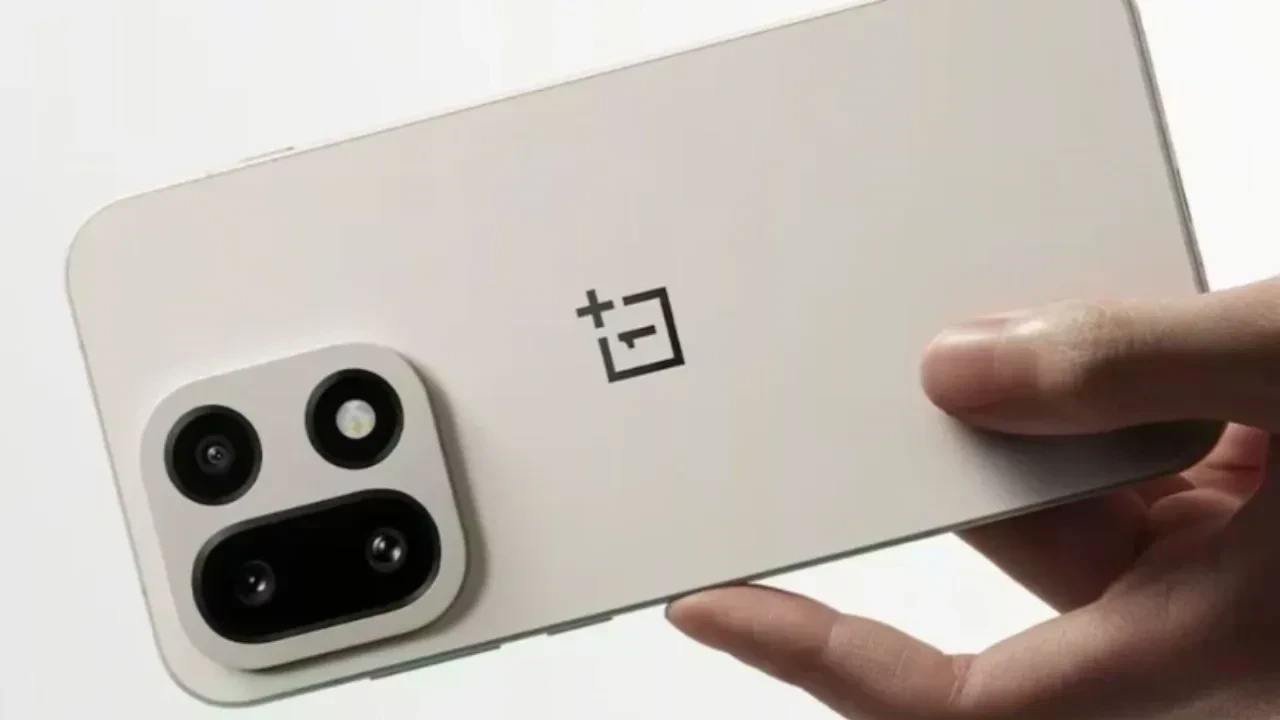 वनप्लस 15 और ऐस 6 लॉन्च से पहले कीमत और फीचर्स लीक