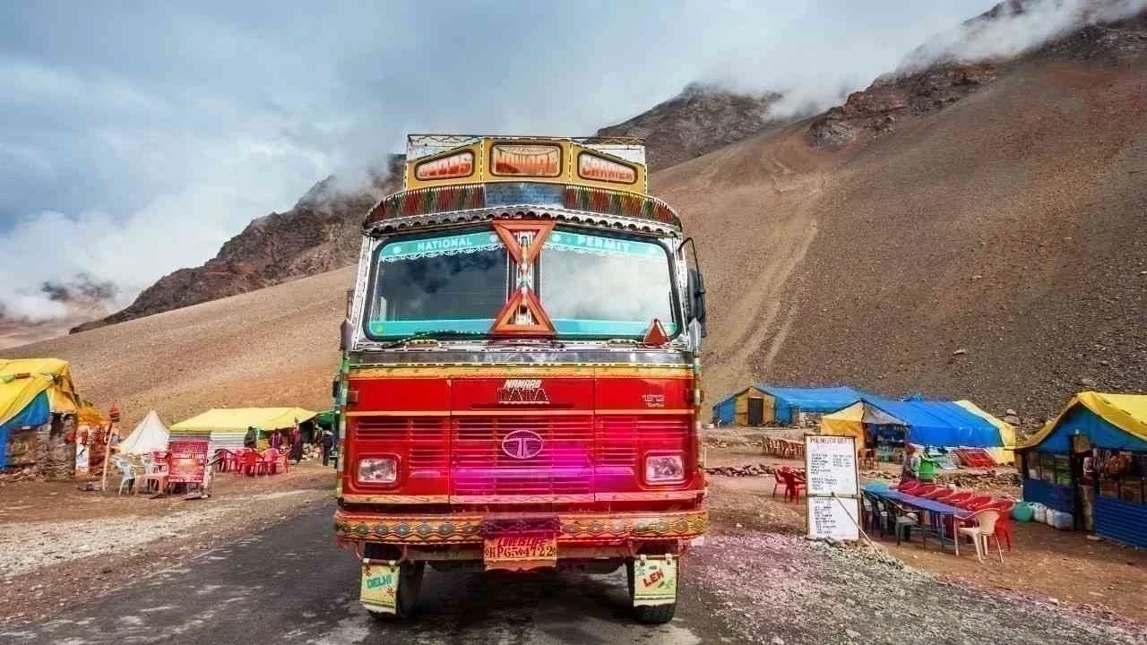 बगलामुखी मंदिर के पास NH पर दर्दनाक सड़क हादसा