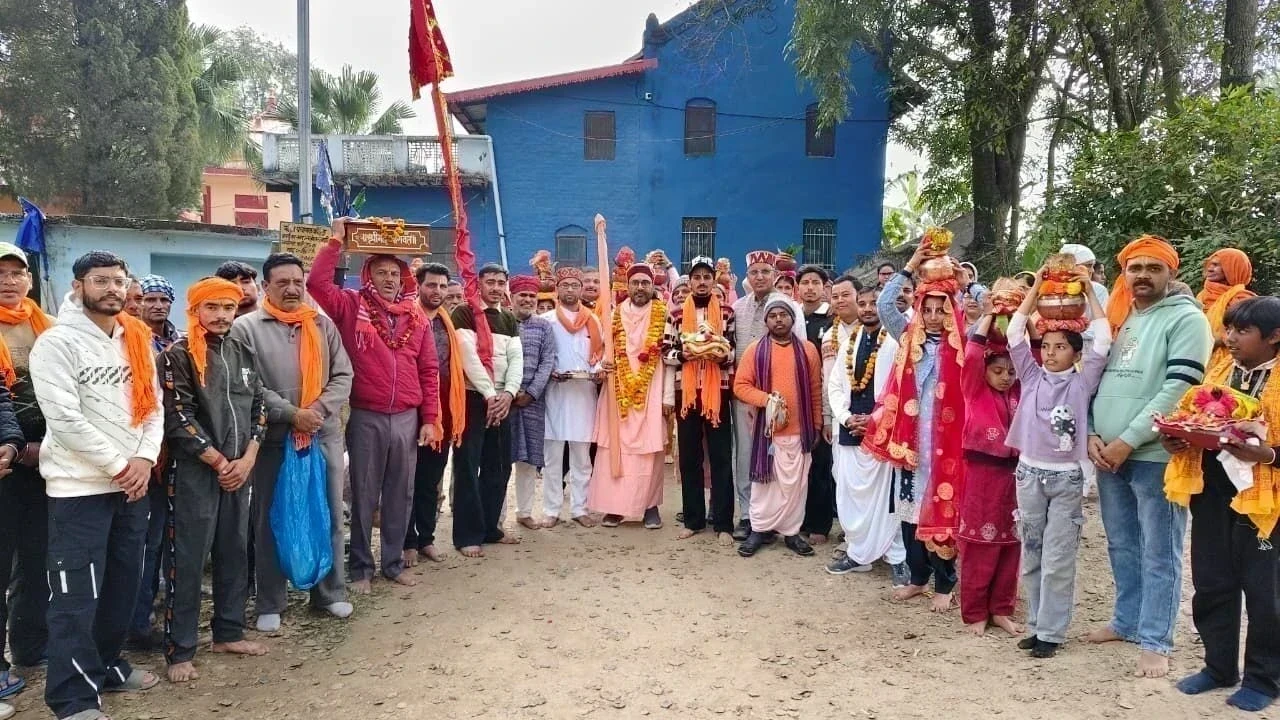 कलश यात्रा संग कुआँ देवी मंदिर में 12वीं भागवत कथा का आगाज