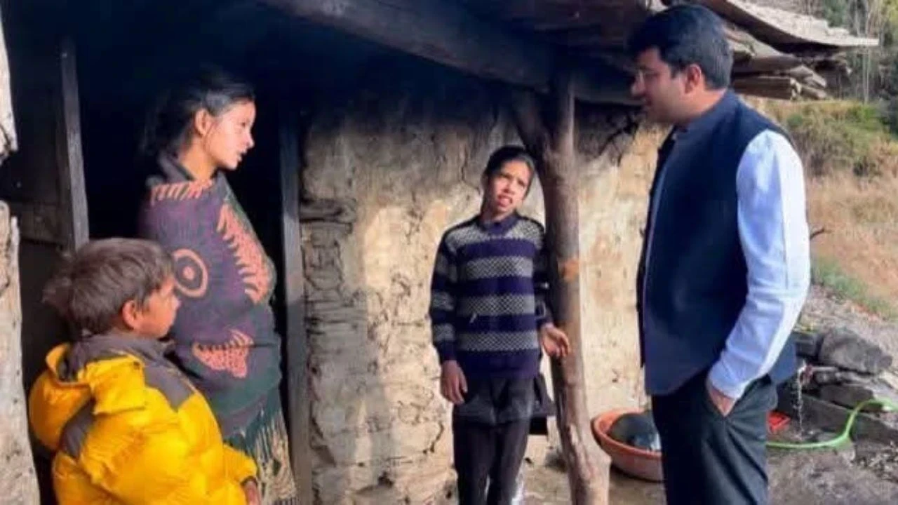 डलहौजी में चार अनाथ बच्चों की मदद को समाजसेवी डी राणा आगे आए