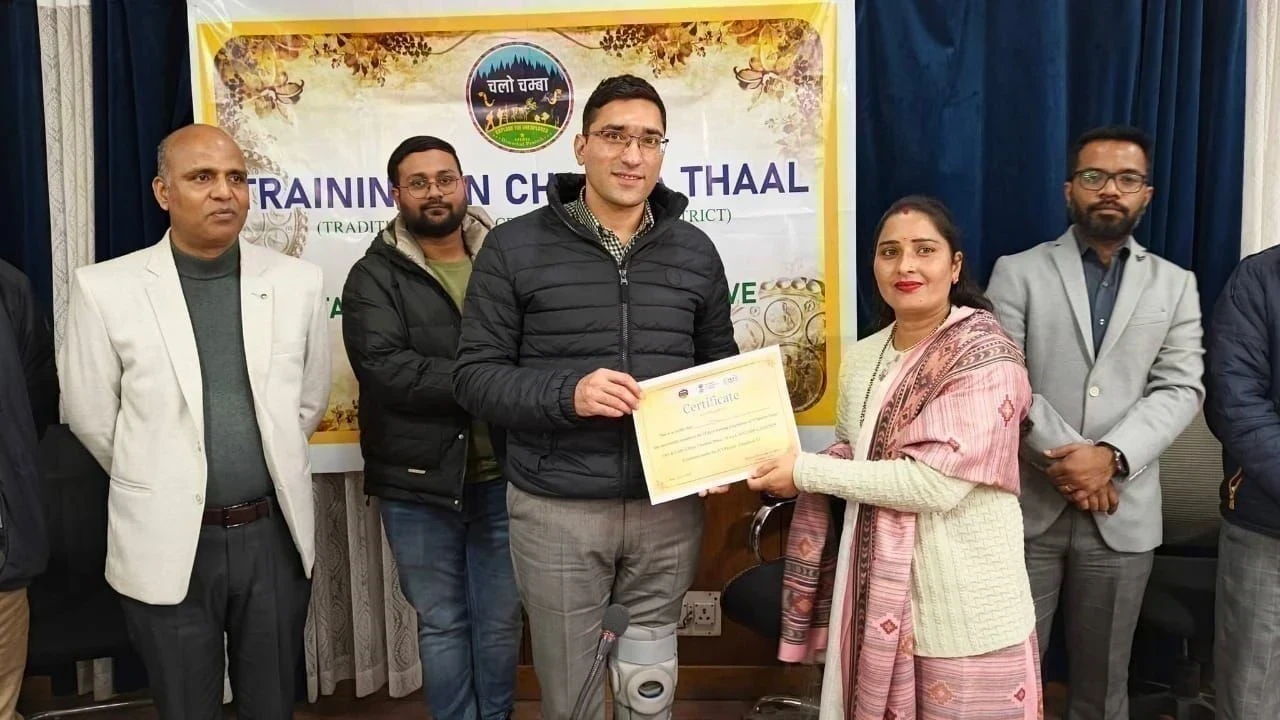 चंबा में महिलाओं को चंबा थाल प्रशिक्षण से मिला आत्मनिर्भरता का नया रास्ता