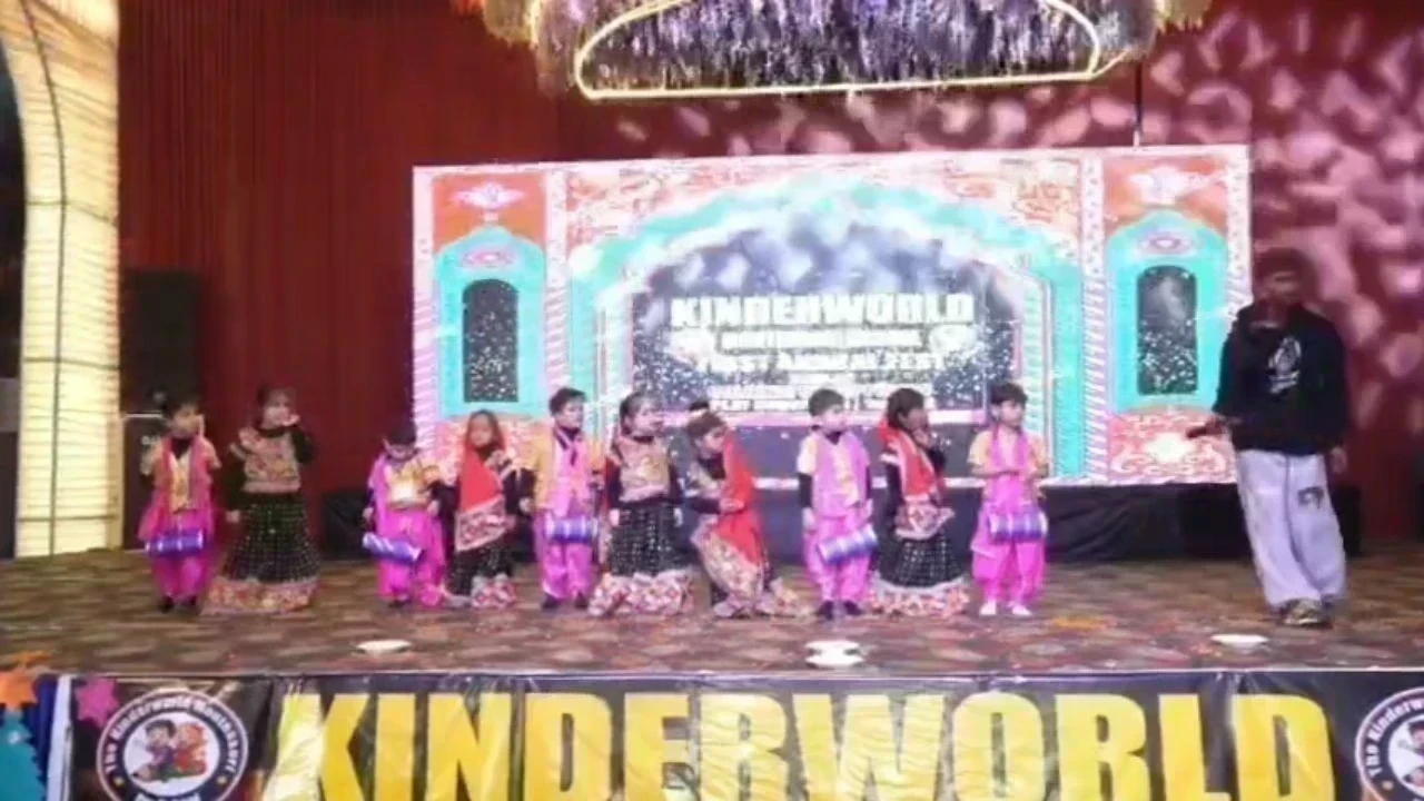 बद्दी में किंडर वर्ल्ड मॉन्टेसरी स्कूल का भव्य वार्षिकोत्सव समारोह