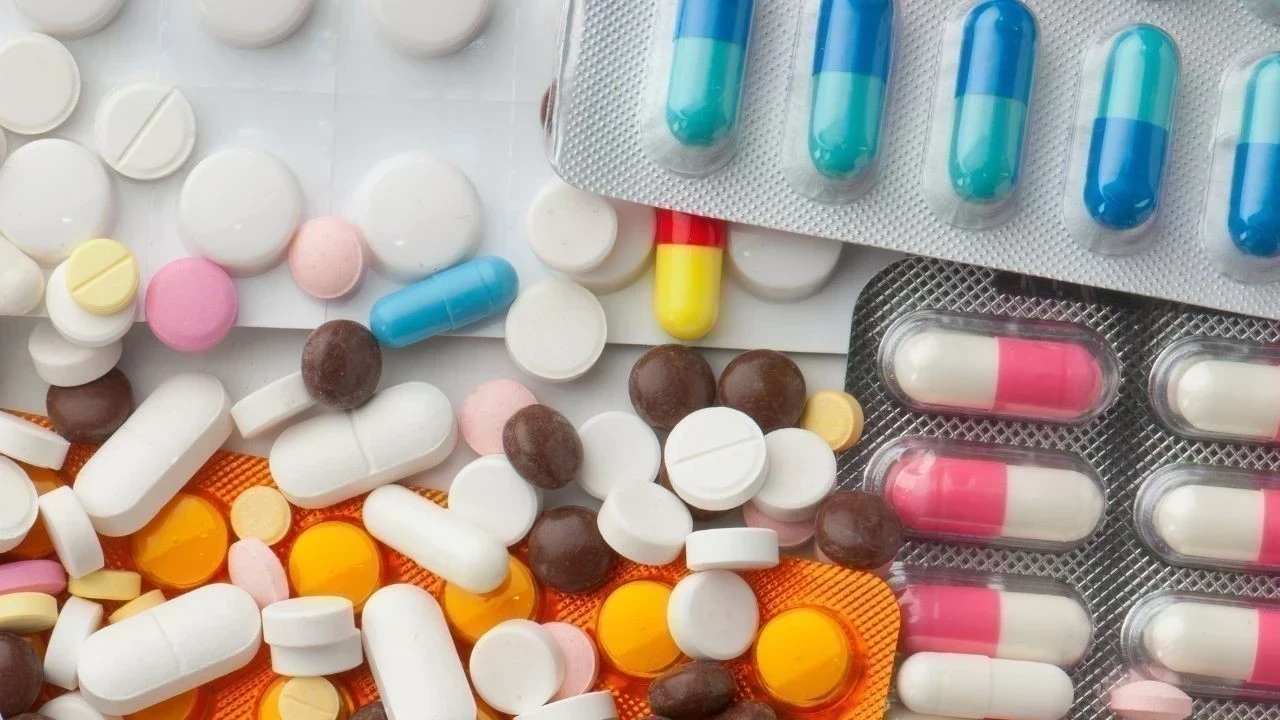 नूरपुर में आयरन टैबलेट खाने से बच्चों की तबीयत बिगड़ी, समय रहते टला बड़ा हादसा