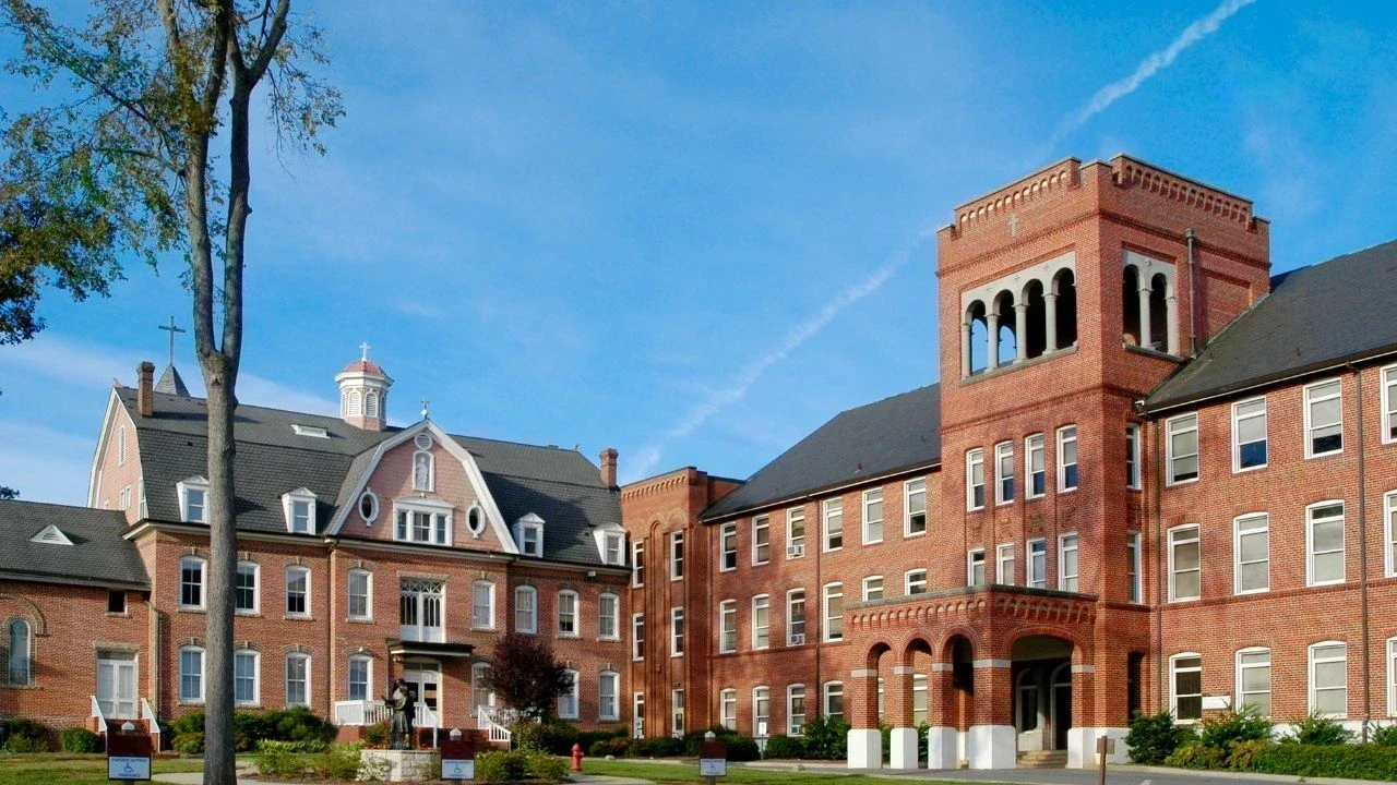 सरकारी स्कूलों को CBSE मॉडल पर ढालने की तैयारी, डिप्टी सीएम का ऐलान