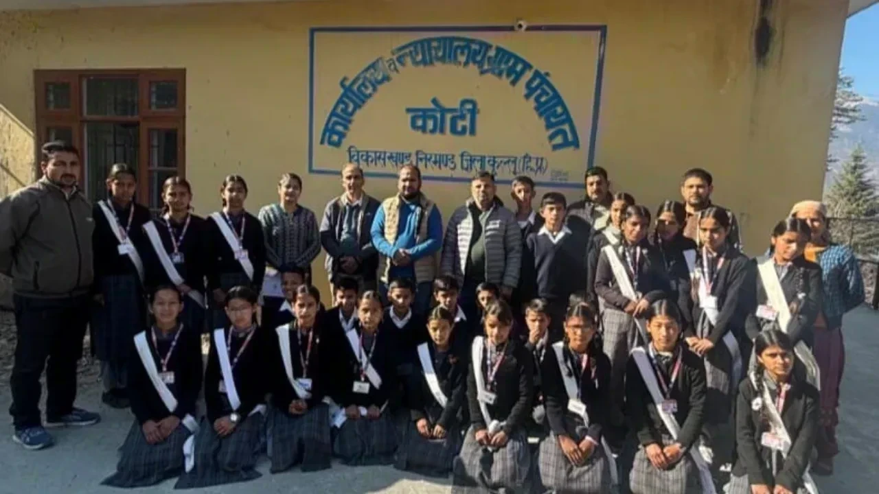 डीम राजकीय वरिष्ठ माध्यमिक पाठशाला: छात्रों ने जाना ग्राम सभा का महत्व, लोकतंत्र की जड़ें समझीं