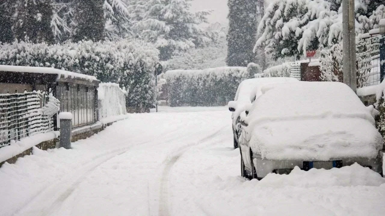नए साल पर शिमला, कुफरी और मनाली में बर्फबारी की उम्मीद जगी