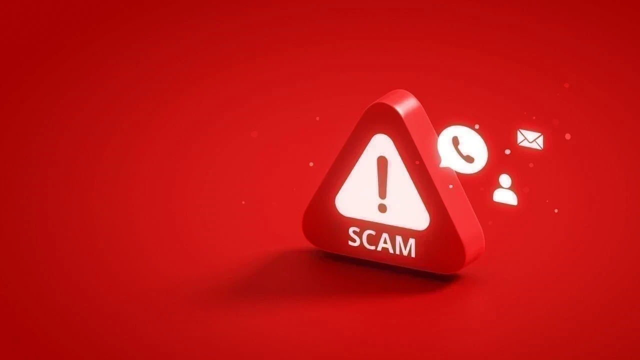 नए साल 2026 में साइबर फ्रॉड का खतरा, स्मार्टफोन यूजर्स रहें सतर्क