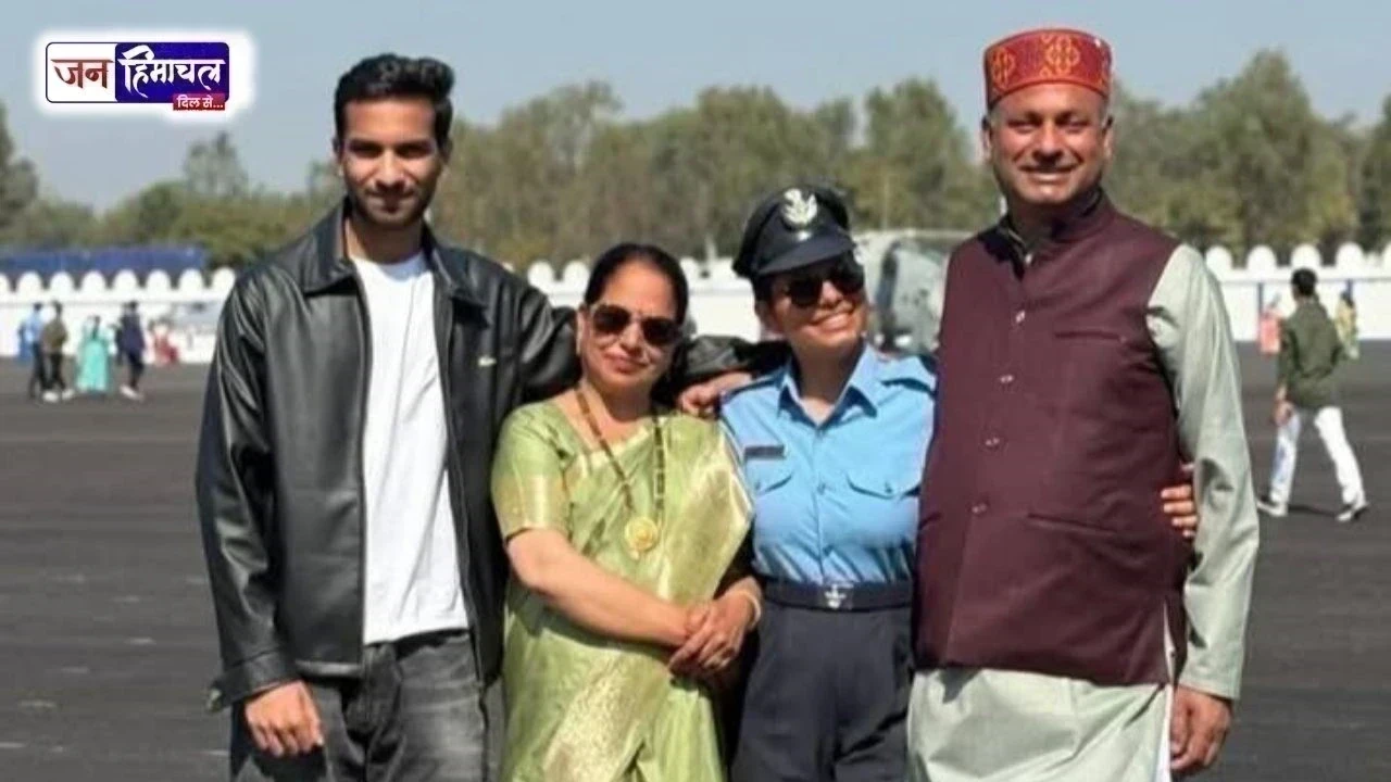 निहरी की महिमा शर्मा बनी भारतीय वायु सेना में फ्लाइंग ऑफिसर