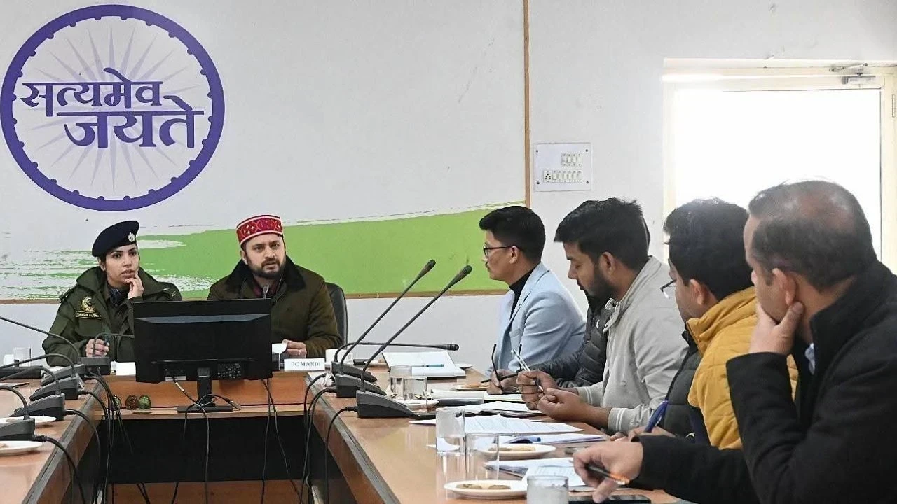 मंडी में नशा रोकथाम पर सख्त कार्रवाई, एनकॉर्ड बैठक में समीक्षा