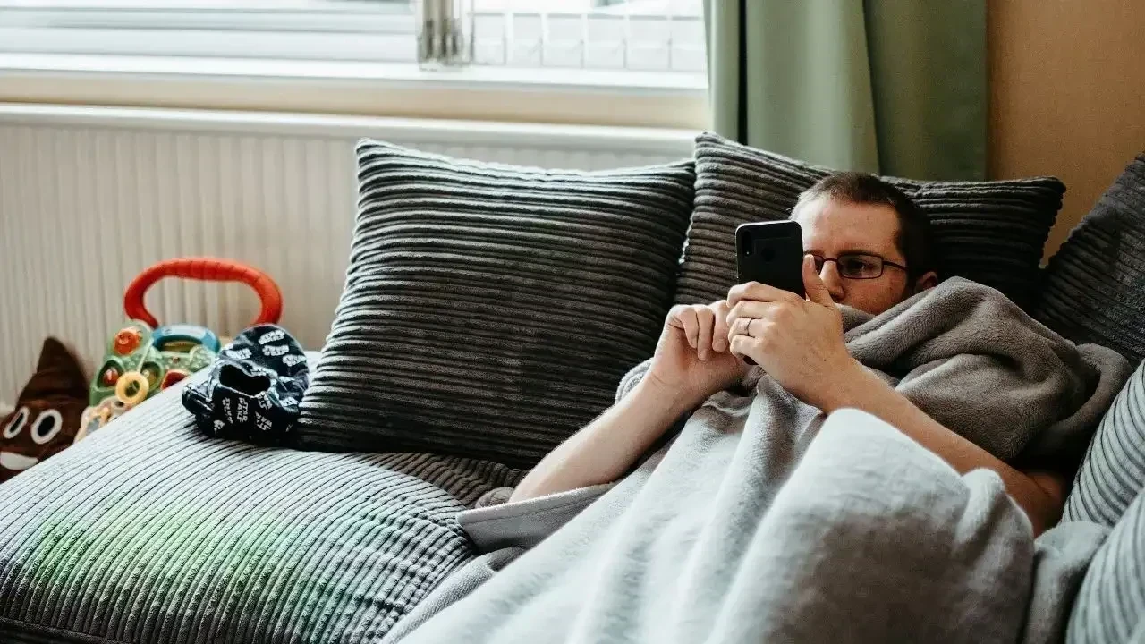 हिमाचल के नौजवान मेहनत नहीं करते, रोजगार पर संकट