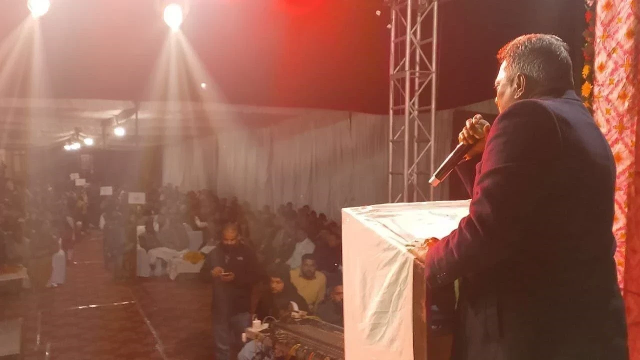 भोरंज में लोहड़ी उत्सव: अनुज शर्मा और कलाकारों ने की शानदार प्रस्तुति