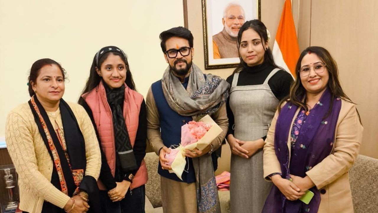 अर्चना चौहान ने सांसद अनुराग सिंह ठाकुर से दिल्ली में हमीरपुर क्षेत्र और महिला सशक्तिकरण पर महत्वपूर्ण चर्चा की