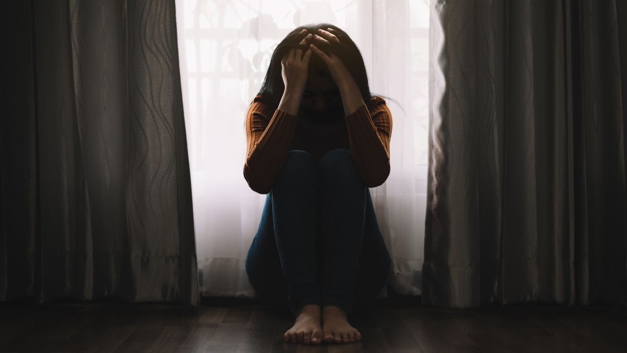 रिश्तों को किया शर्मसार सेल्फी के बहाने बहन से छेड़छाड़ चचेरे भाई को एक साल की जेल