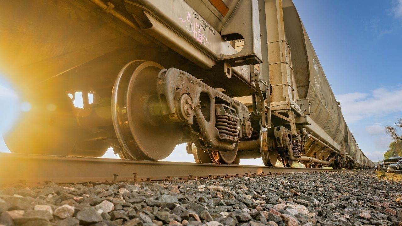 पठानकोट–जोगेंद्रनगर रेल सेवा पर संशय यात्रियों को अभी करना होगा इंतजार