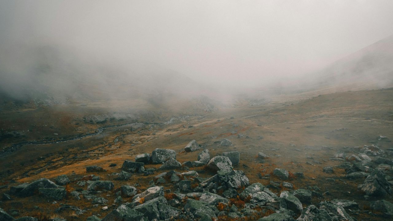 हिमाचल में मौसम का मिज़ाज बदला कई जिलों में ठंड और बारिश का असर