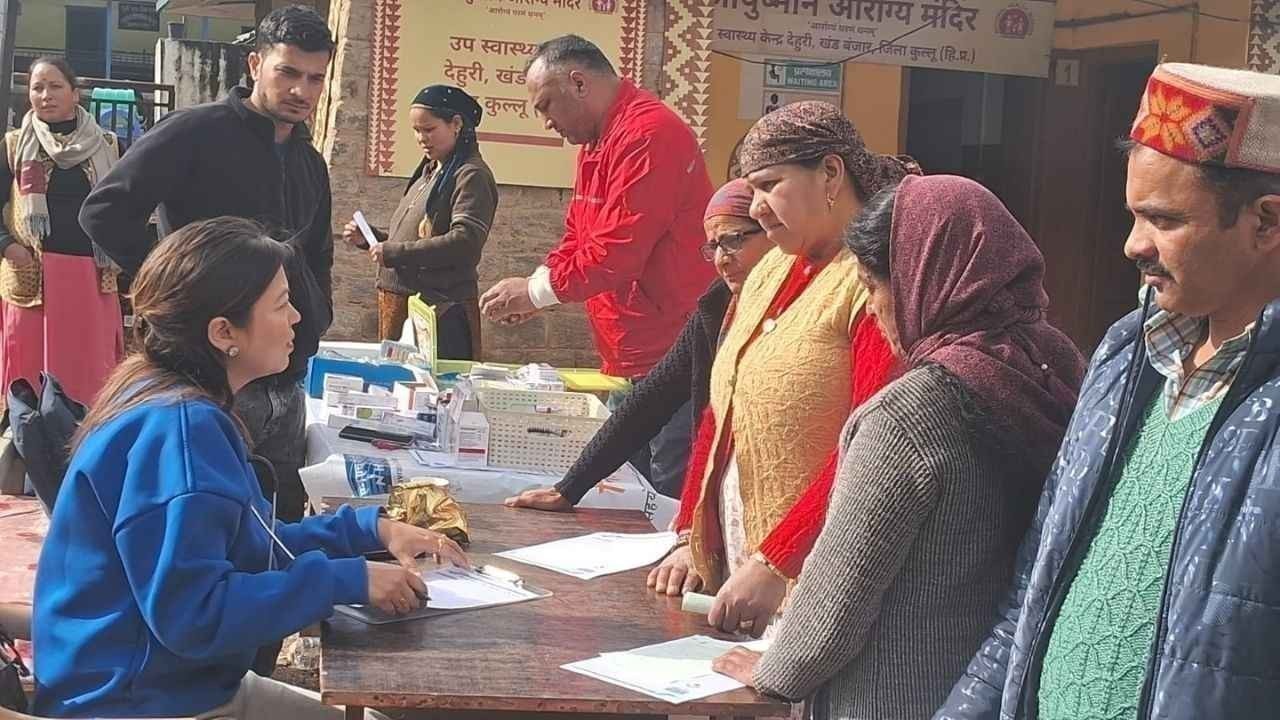 वनोगी पंचायत के देहूरी गांव में निःशुल्क नेत्र जांच व स्वास्थ्य चिकित्सा शिविर आयोजित