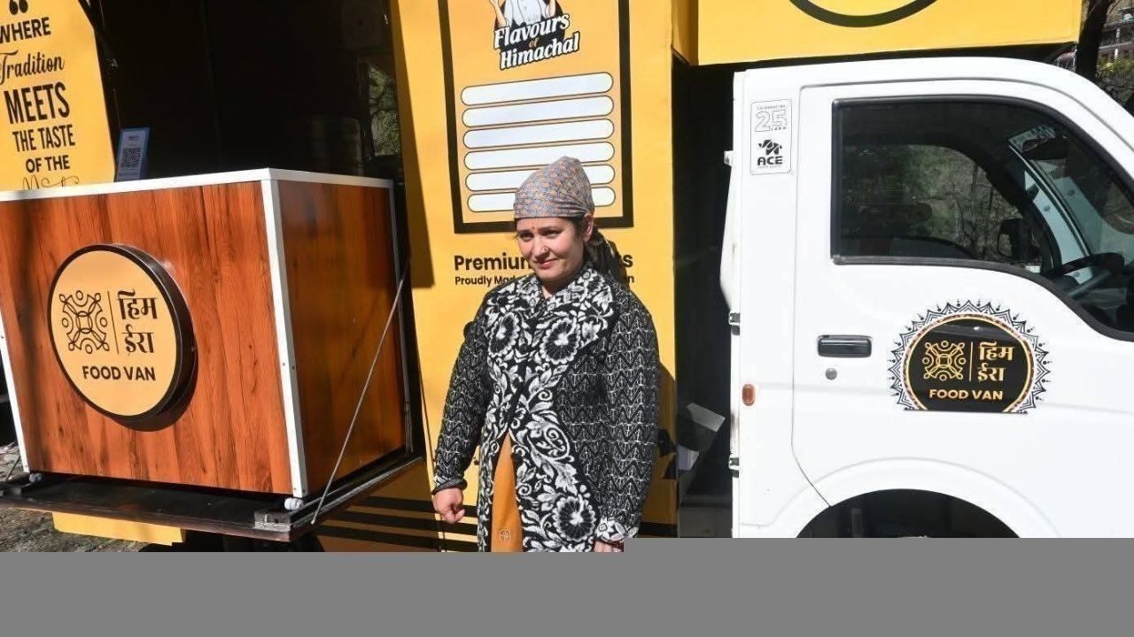 कुल्लू की महिलाएँ बनीं आत्मनिर्भर, स्वयं सहायता समूह और फूड वैन से बदली ज़िंदगी