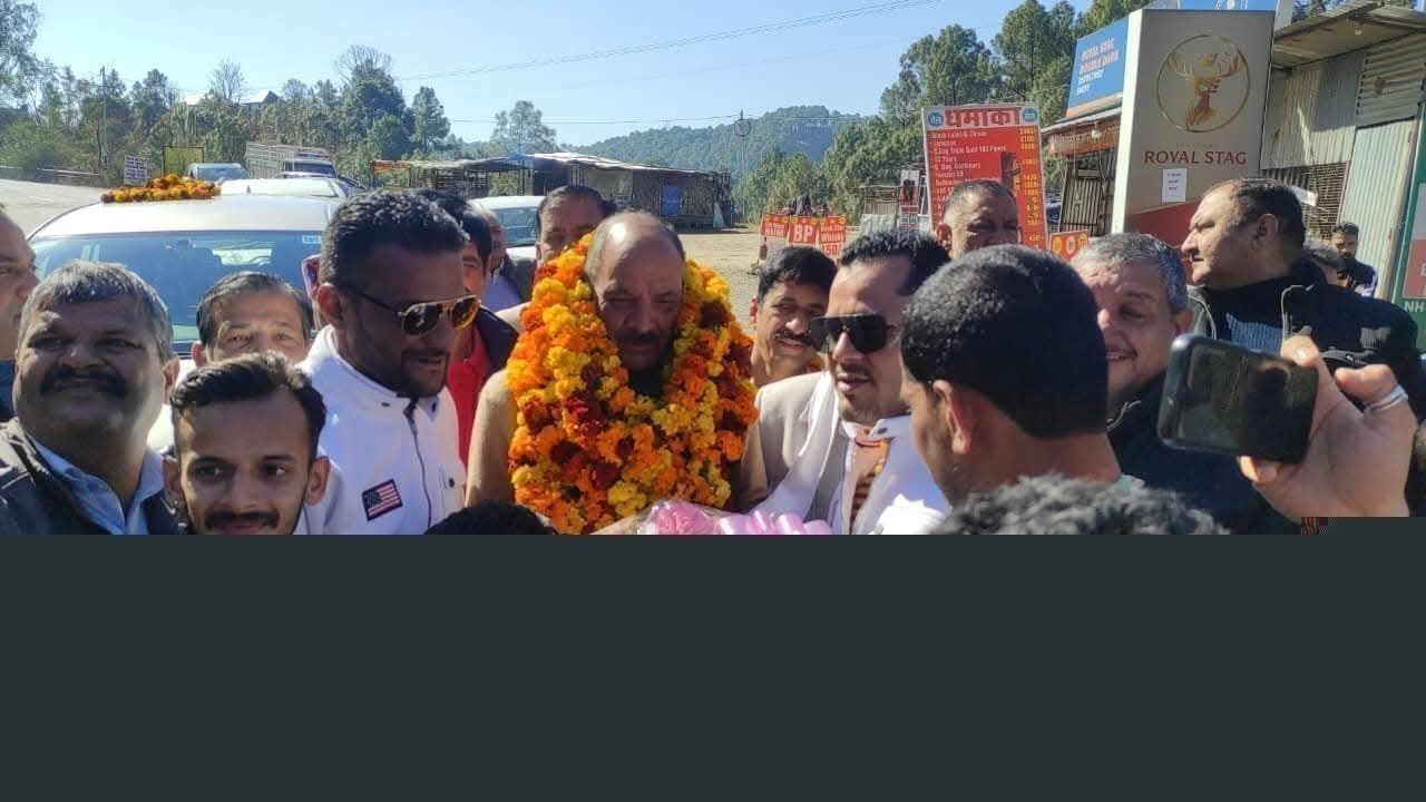 हमीरपुर में कृषि विपणन बोर्ड के नए अध्यक्ष कुलदीप सिंह पठानिया का भव्य स्वागत