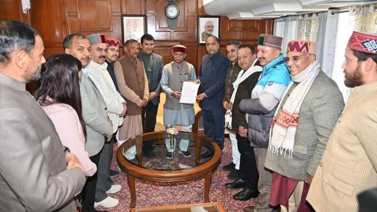 भाजपा विधायक दल की शिमला में बैठक, सरकार के फैसलों पर नाराजगी जताई