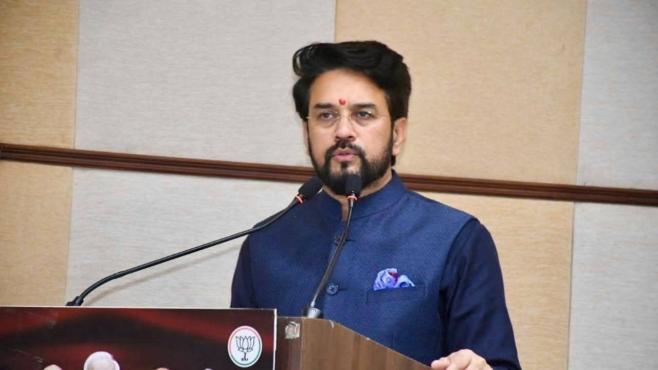 अनुराग ठाकुर ने वडोदरा में केंद्रीय बजट 2026-27 पर युवा, शिक्षा और ग्रामीण विकास पर विस्तार से चर्चा की