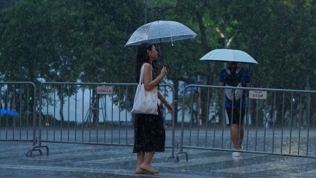 हिमाचल में मौसम करवट लेने को तैयार, तेज हवाओं और बर्फबारी का अलर्ट