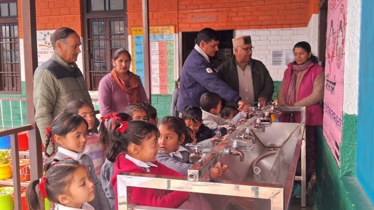 सरकारी स्कूलों में विद्यार्थियों के लिए स्वच्छ जल और हाइजीन यूनिट की स्थापना हेतु लाखों का बजट मंजूर