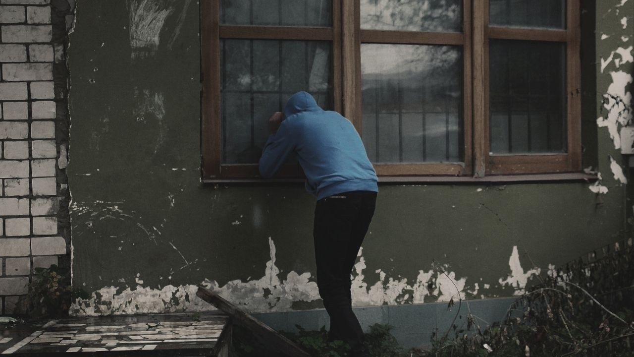 शिमला के जाखू में पूर्व मंत्री के बंद मकान से चोरों ने उड़ाए कीमती गीजर, पुलिस जांच में जुटी