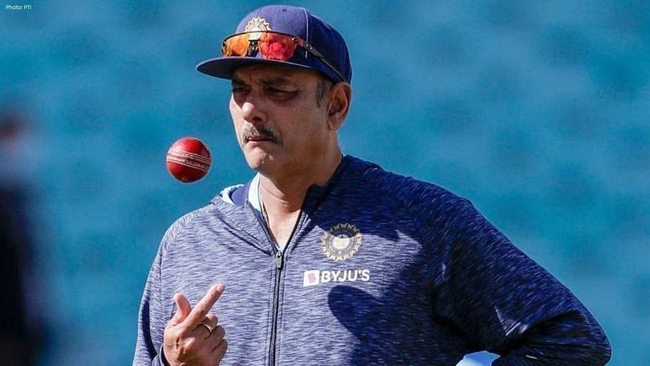 रवि शास्त्री ने अभिषेक को धैर्य रखने और ईशान किशन के प्रदर्शन की प्रशंसा की