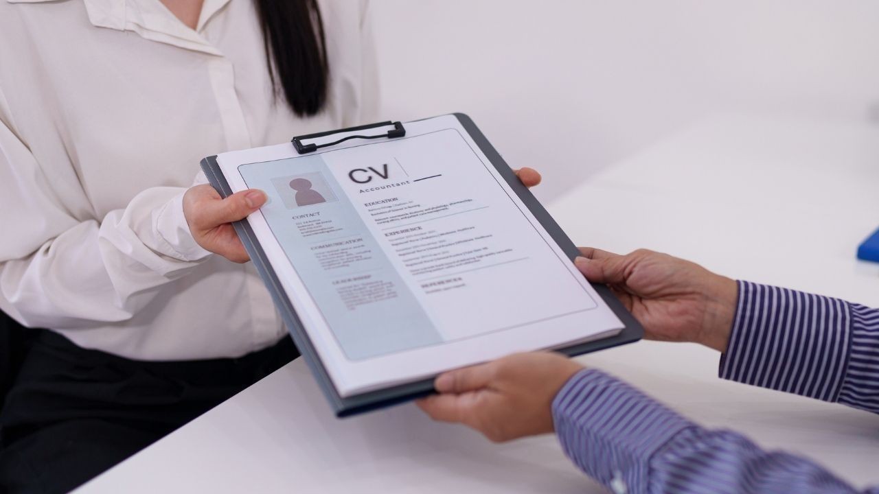 कुल्लू कॉन्वेंट स्कूल में शिक्षकों और महिला कंडक्टर के लिए नई भर्ती और आवेदन प्रक्रिया