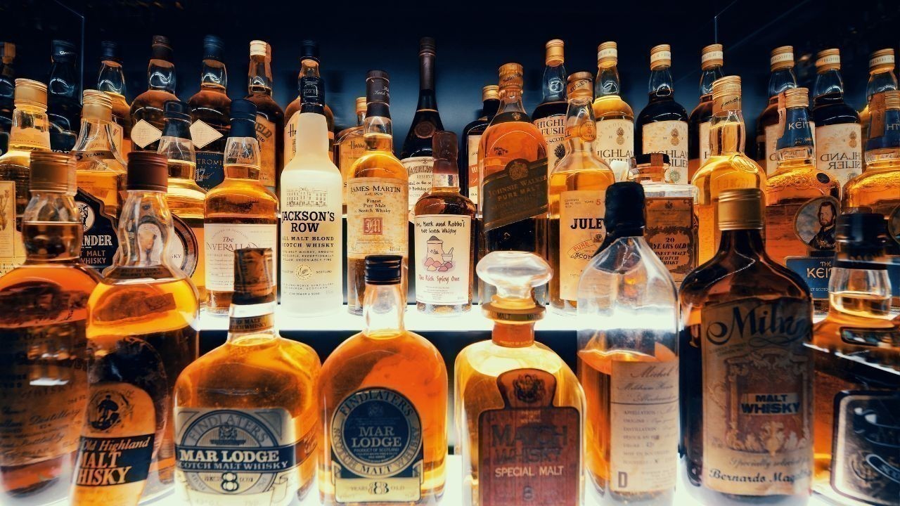 हिमाचल आबकारी नीति 2026-27 बिना लाइसेंस शराब पर जुर्माना