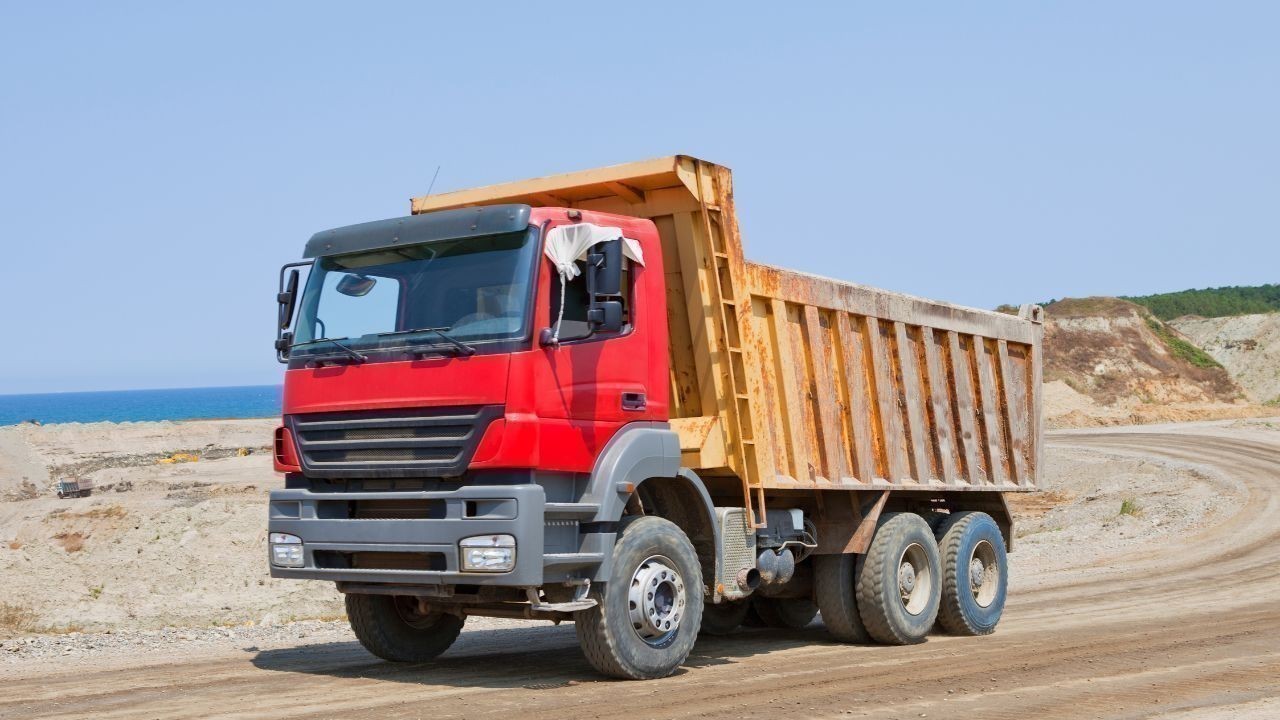 नूरपुर पुलिस का अवैध खनन अभियान: 11 वाहन चालान किए गए