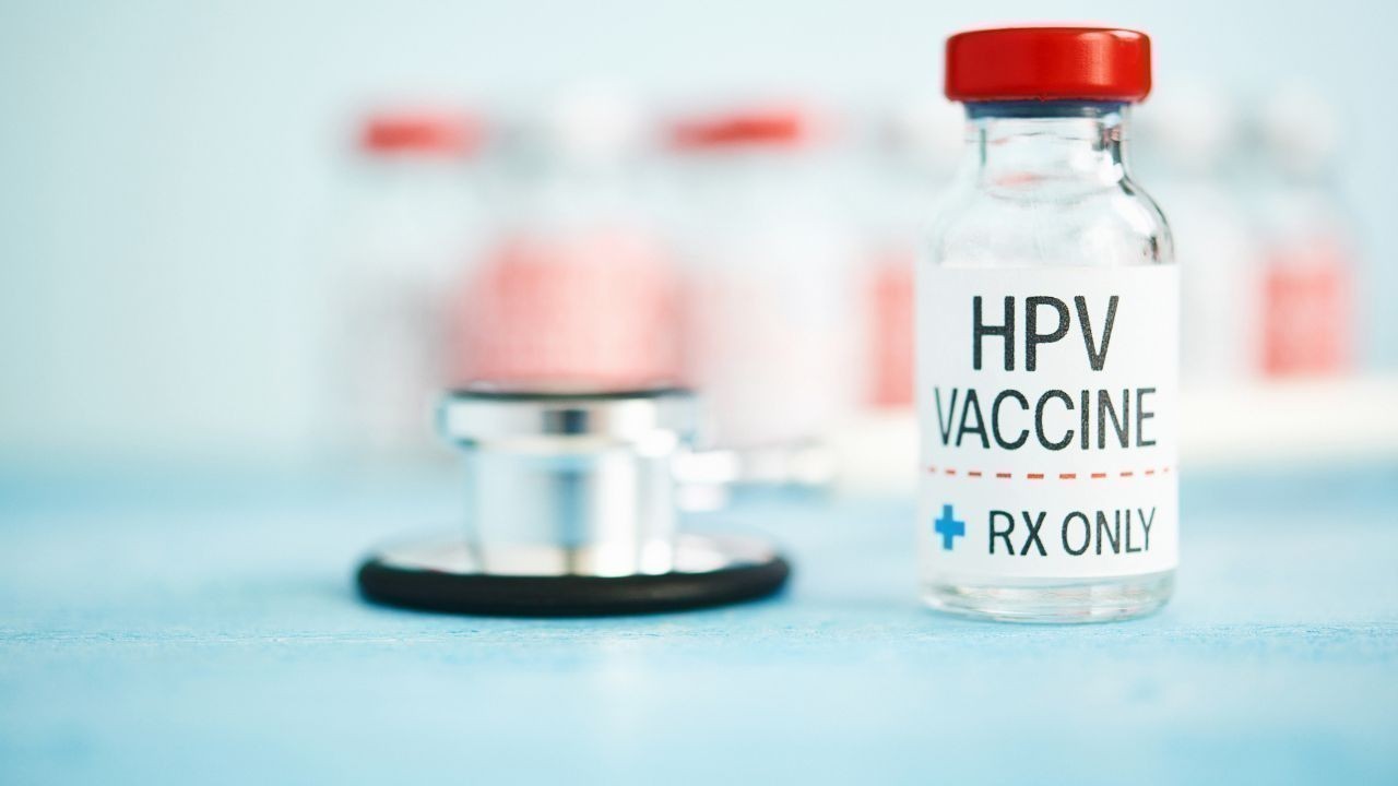 शिमला में मुख्यमंत्री ने एचपीवी टीकाकरण अभियान का शुभारंभ किया