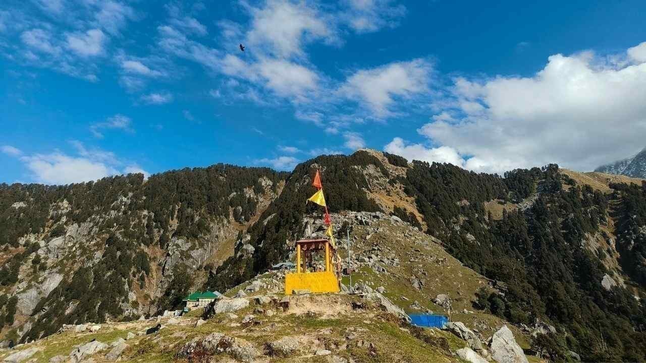 हिमाचल में दिन के समय बढ़ी गर्मी, 4 और 6 मार्च को पश्चिमी विक्षोभ से मौसम बदलने की संभावना