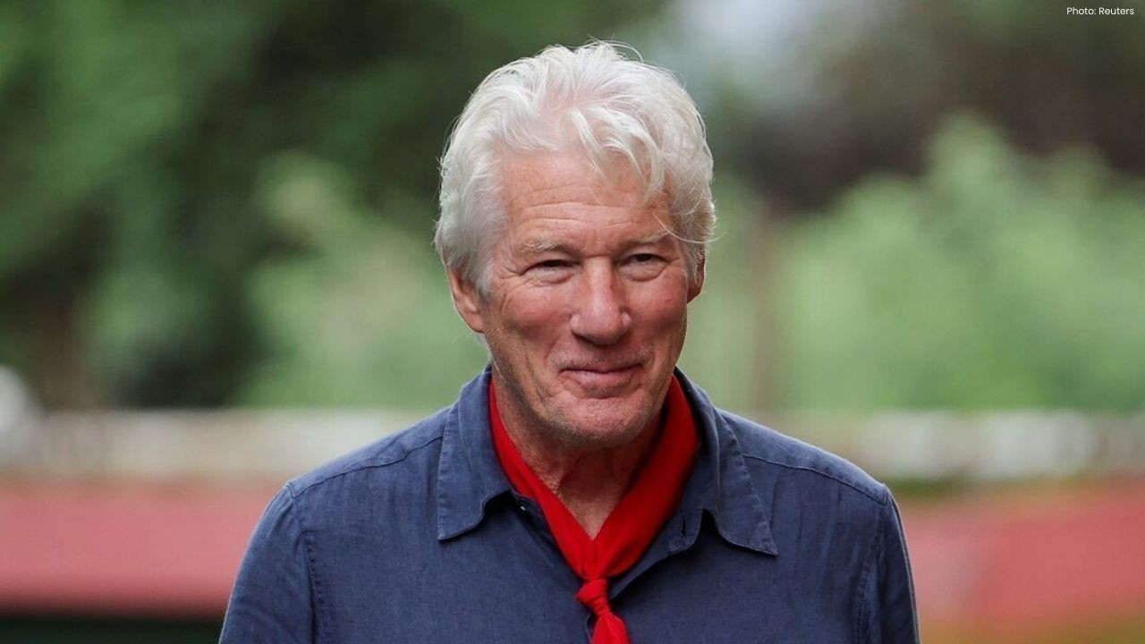 हॉलीवुड अभिनेता रिचर्ड गेरे धर्मशाला पहुंचे, दलाईलामा से लिया आशीर्वाद