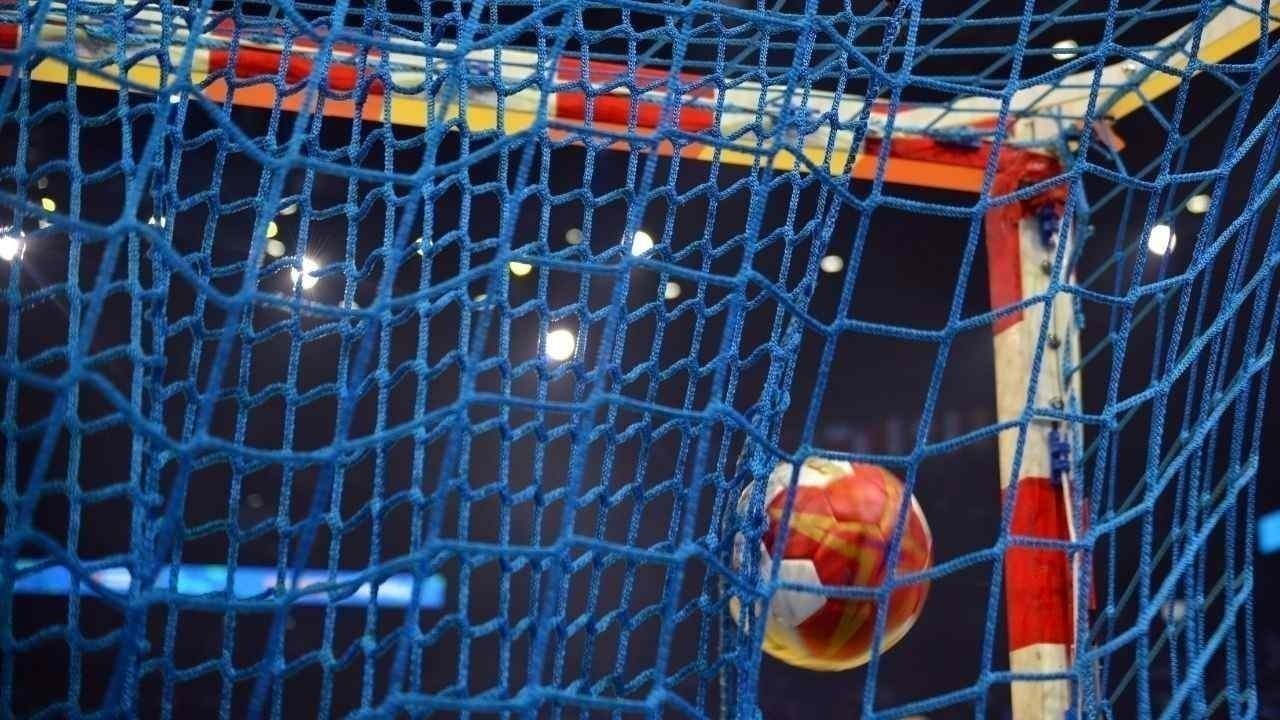 इंटर यूनिवर्सिटी हैंडबॉल मैच में रेफरी नियुक्ति को लेकर तीखी बहस और विरोध