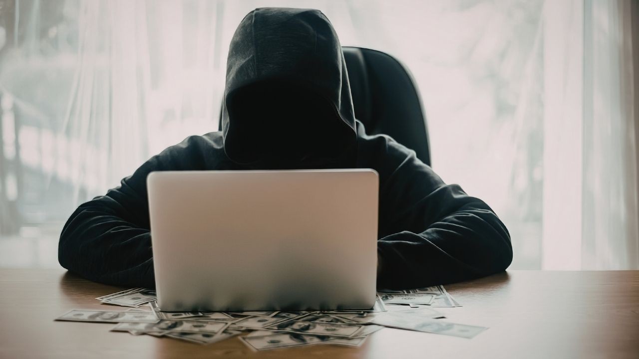 ऊना के रिटायर्ड अधिकारी हुए ऑनलाइन इन्वैस्टमैंट फ्राॅड के शिकार, 94.50 लाख की ठगी