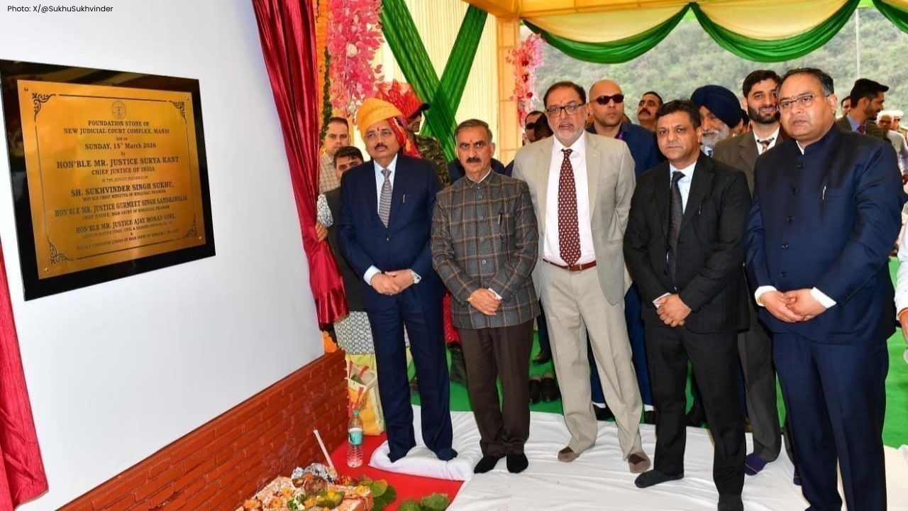 मुख्य न्यायाधीश ने मुख्यमंत्री की उपस्थिति में मंडी में नए न्यायालय भवन की शुरुआत की