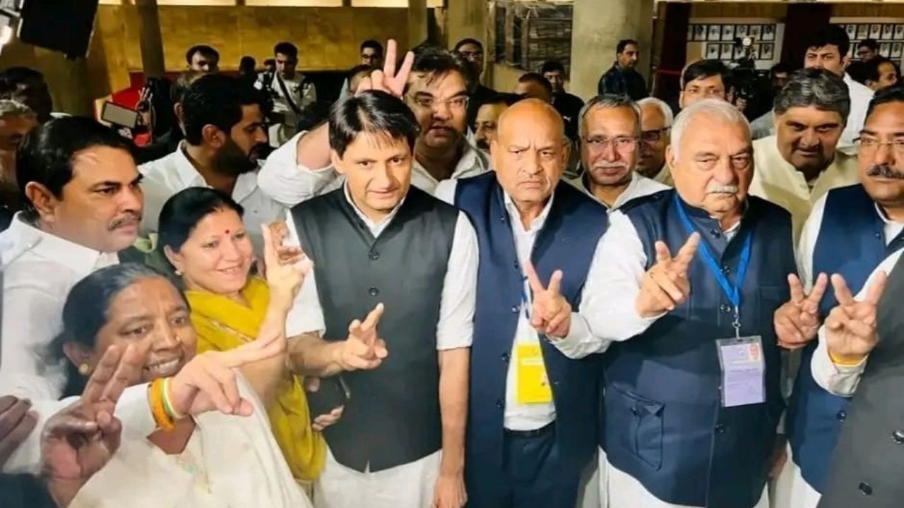 भाजपा और कांग्रेस के बीच रोमांचक राज्यसभा चुनाव, कांग्रेस के कर्मवीर बौद्ध की नजदीकी जीत