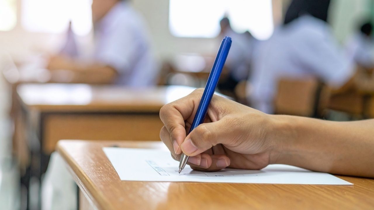 हमीरपुर में सीबीएसई काडर के लिए परीक्षा आयोजित, 5 केंद्रों पर 1563 शिक्षकों ने दी परीक्षा