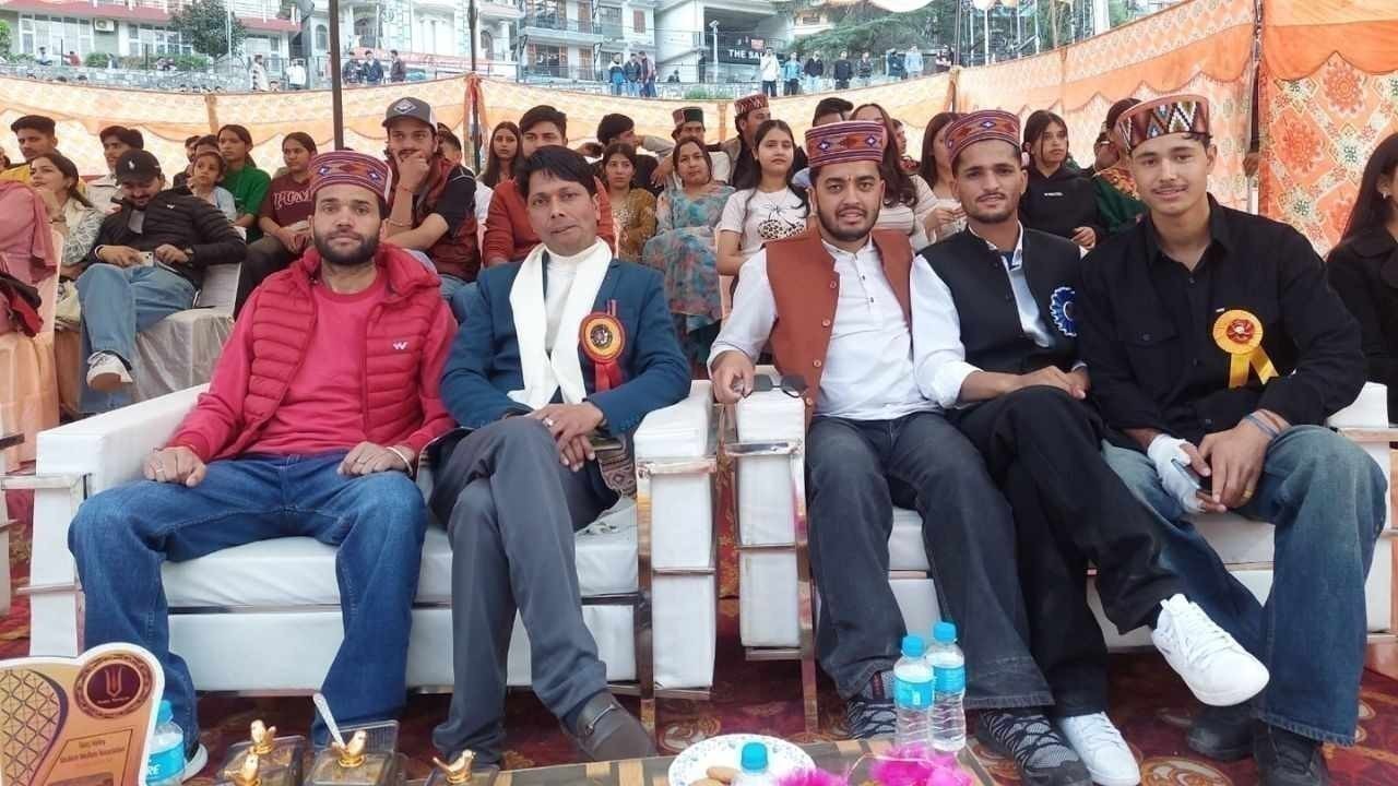 छात्रों ने दिखाया जोश और प्रतिभा, कुल्लू कलाकेंद्र में शानदार कार्यक्रम सम्पन्न