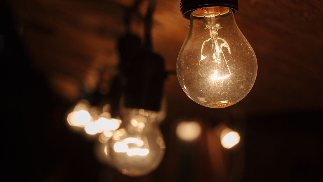 बिना NOC वाले घरों पर बढ़ा बिजली बिल, हिमाचल में नया नियम लागू