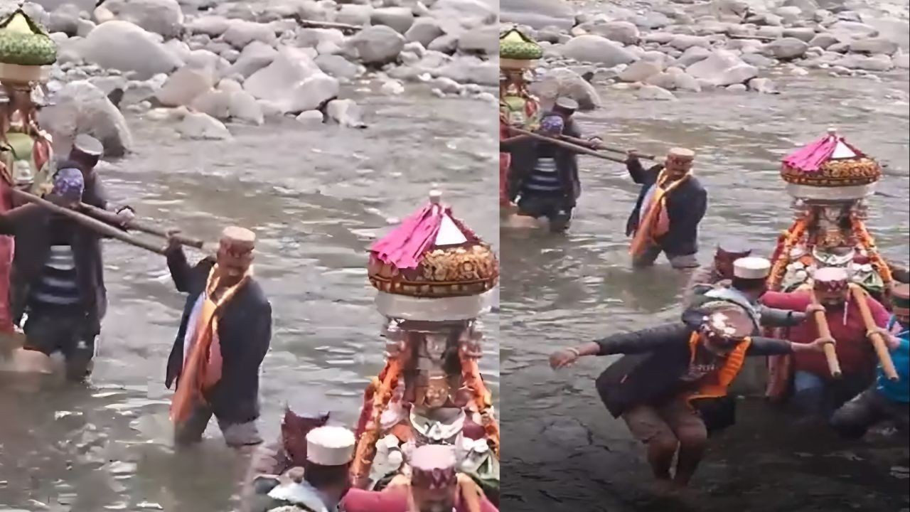 दो साल बाद भी नहीं बना पुल, उफनती नदी में देवताओं को पार कराना पड़ा