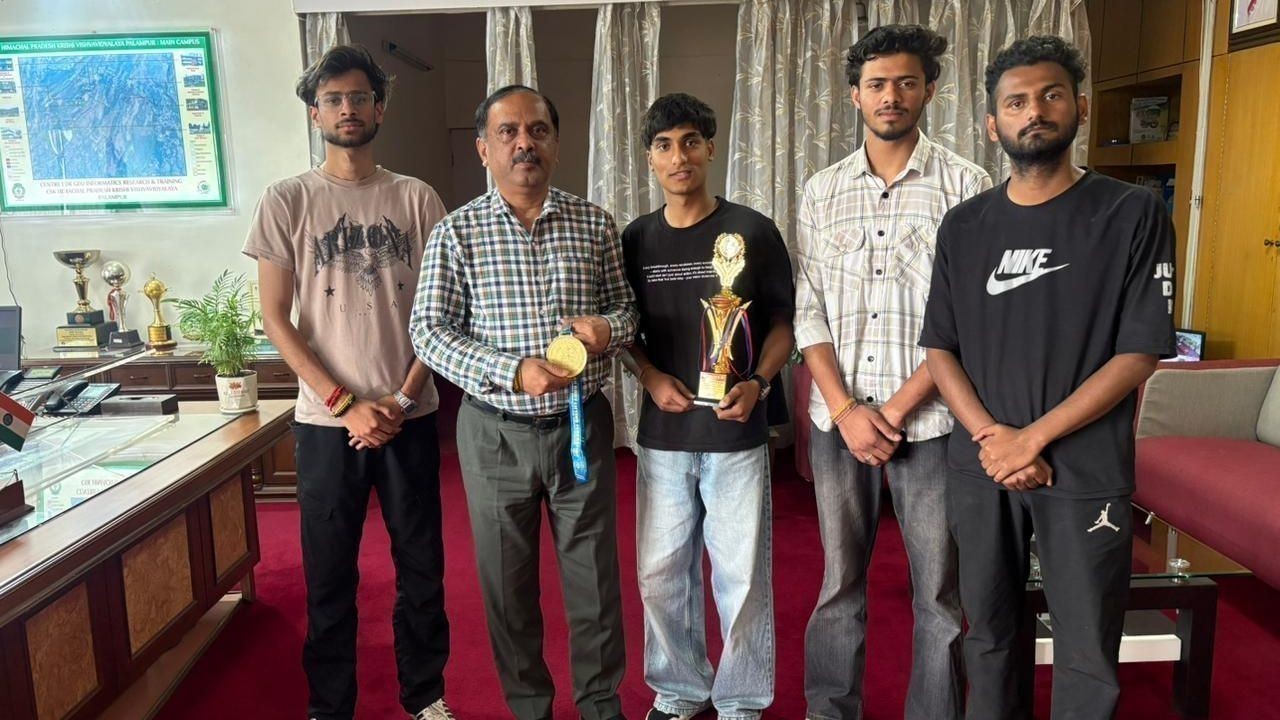 पालमपुर कृषि विश्वविद्यालय के छात्र रोहन ने राष्ट्रीय बॉडीलिफ्टिंग में गोल्ड जीतकर बढ़ाया प्रदेश का मान