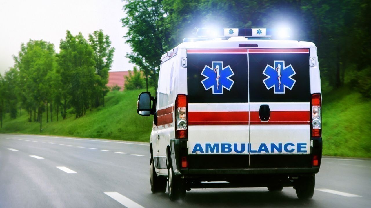 हिमाचल में एम्बुलेंस कर्मचारियों की हड़ताल से स्वास्थ्य सेवाओं पर संकट