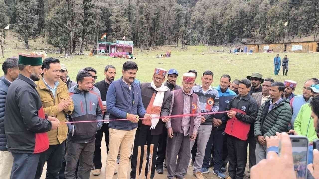 8700 फीट की ऊंचाई पर शुरू हुआ शहीद लगन चंद मेमोरियल क्रिकेट टूर्नामेंट